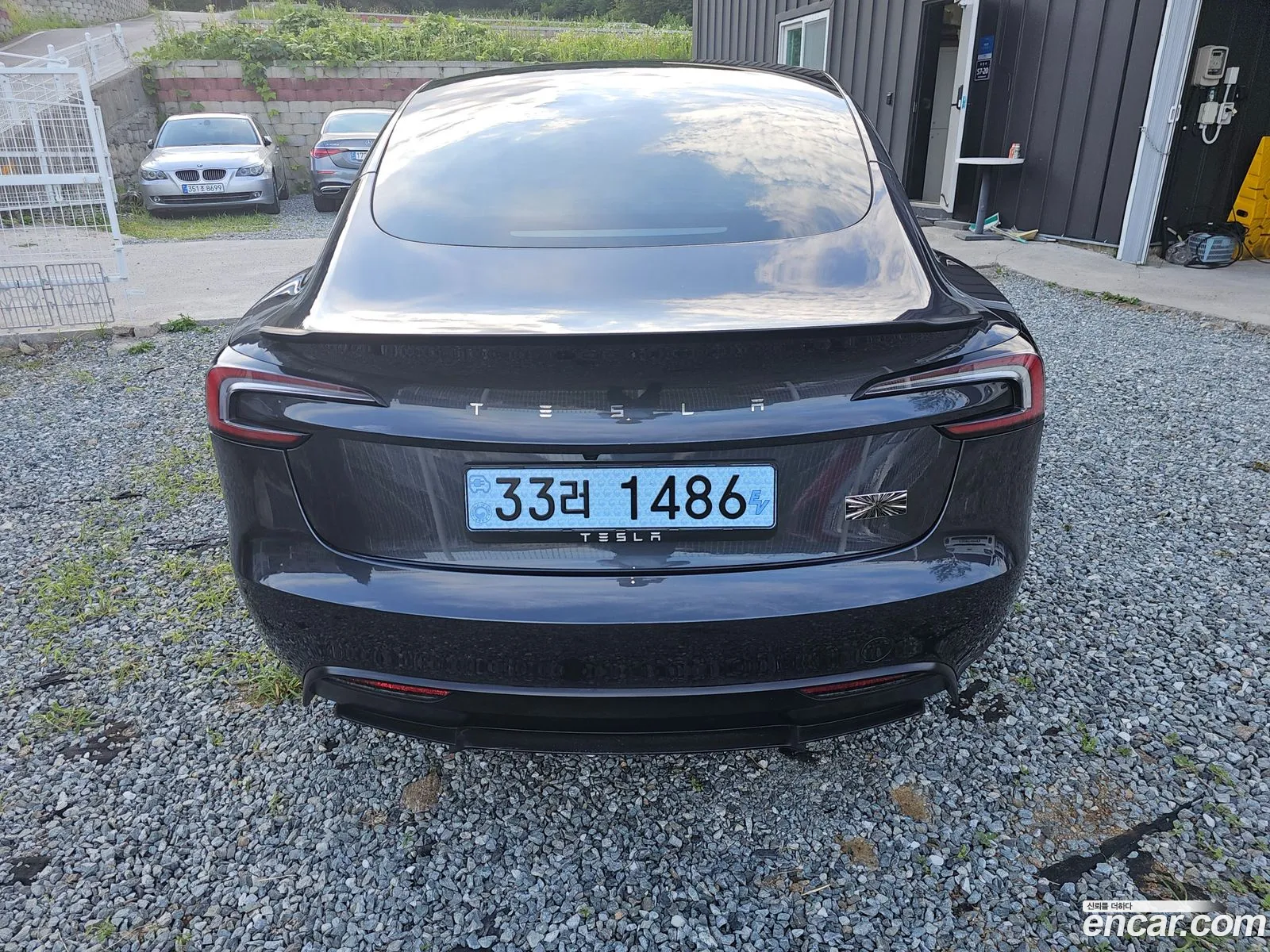 Tesla Model 3 2025 — 2