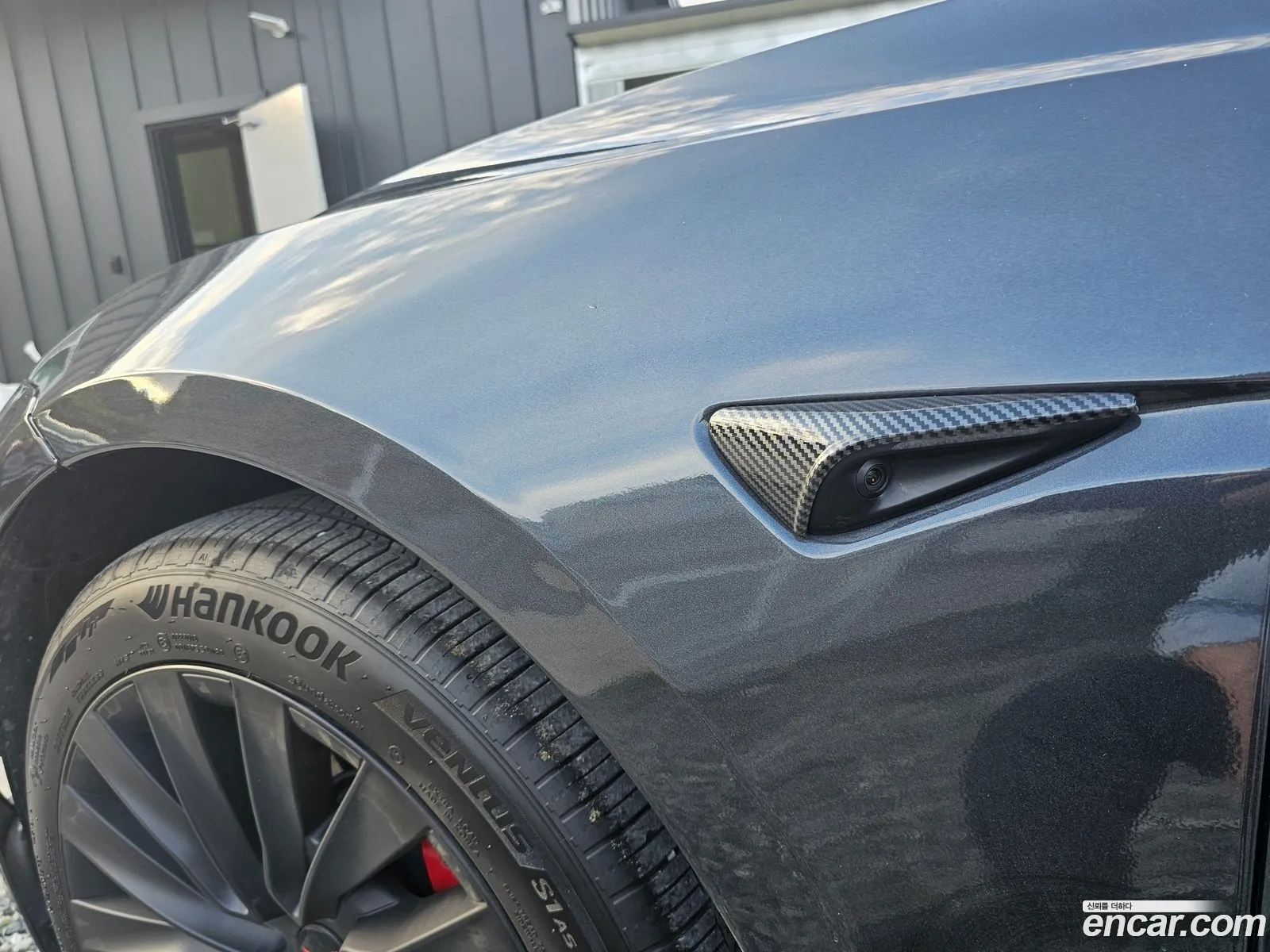 Tesla Model 3 2025 — 6
