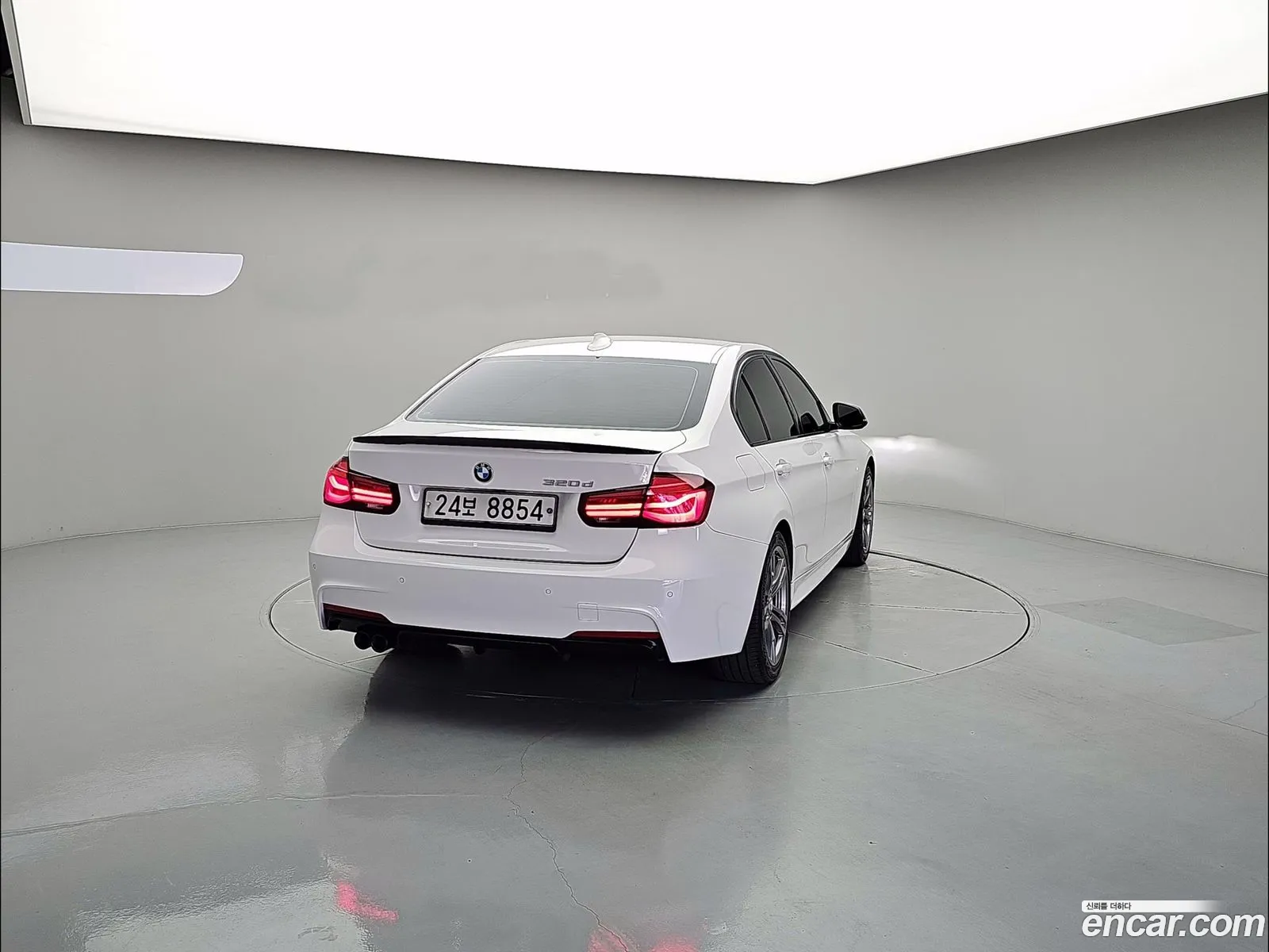 BMW 3 Series 2018 — 7