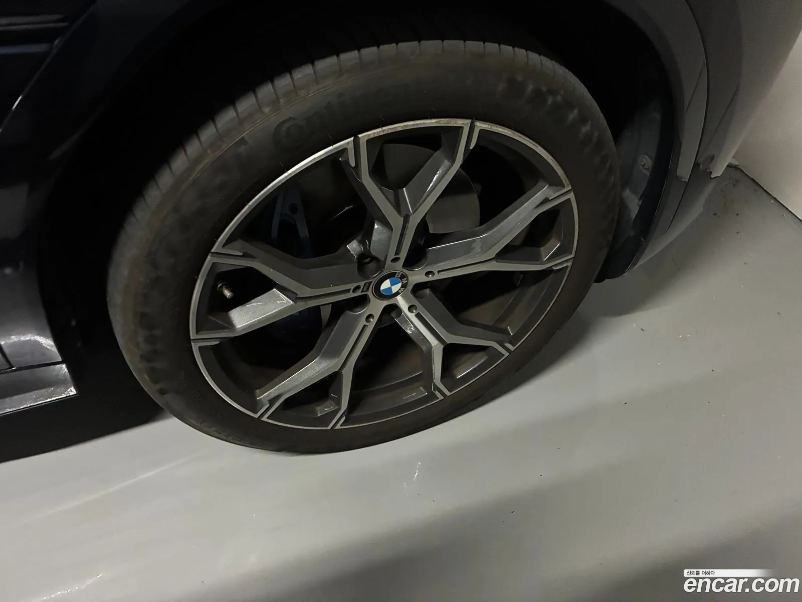 BMW X6 2021 — 17
