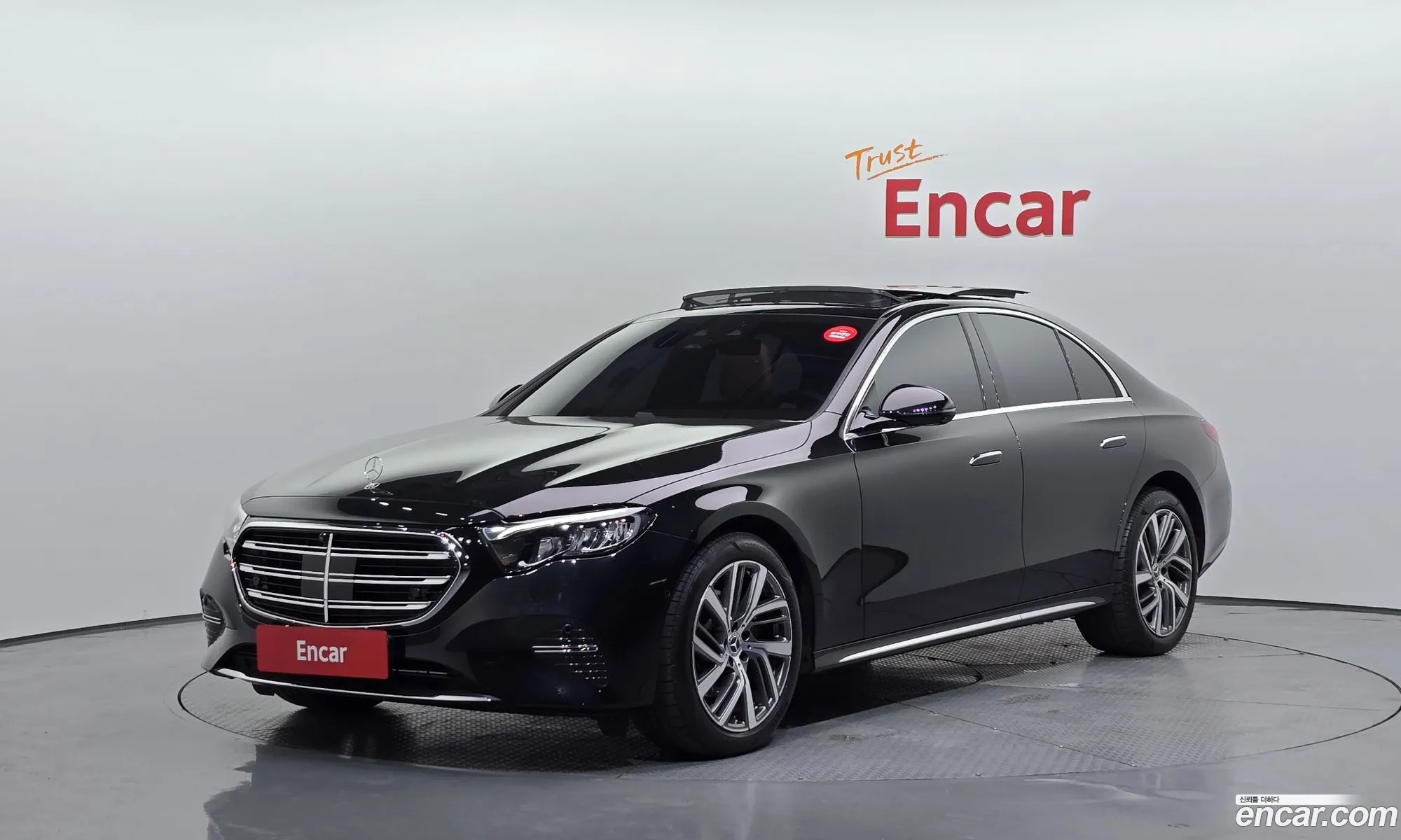 Mercedes-Benz E-Class W214 2025 — 6