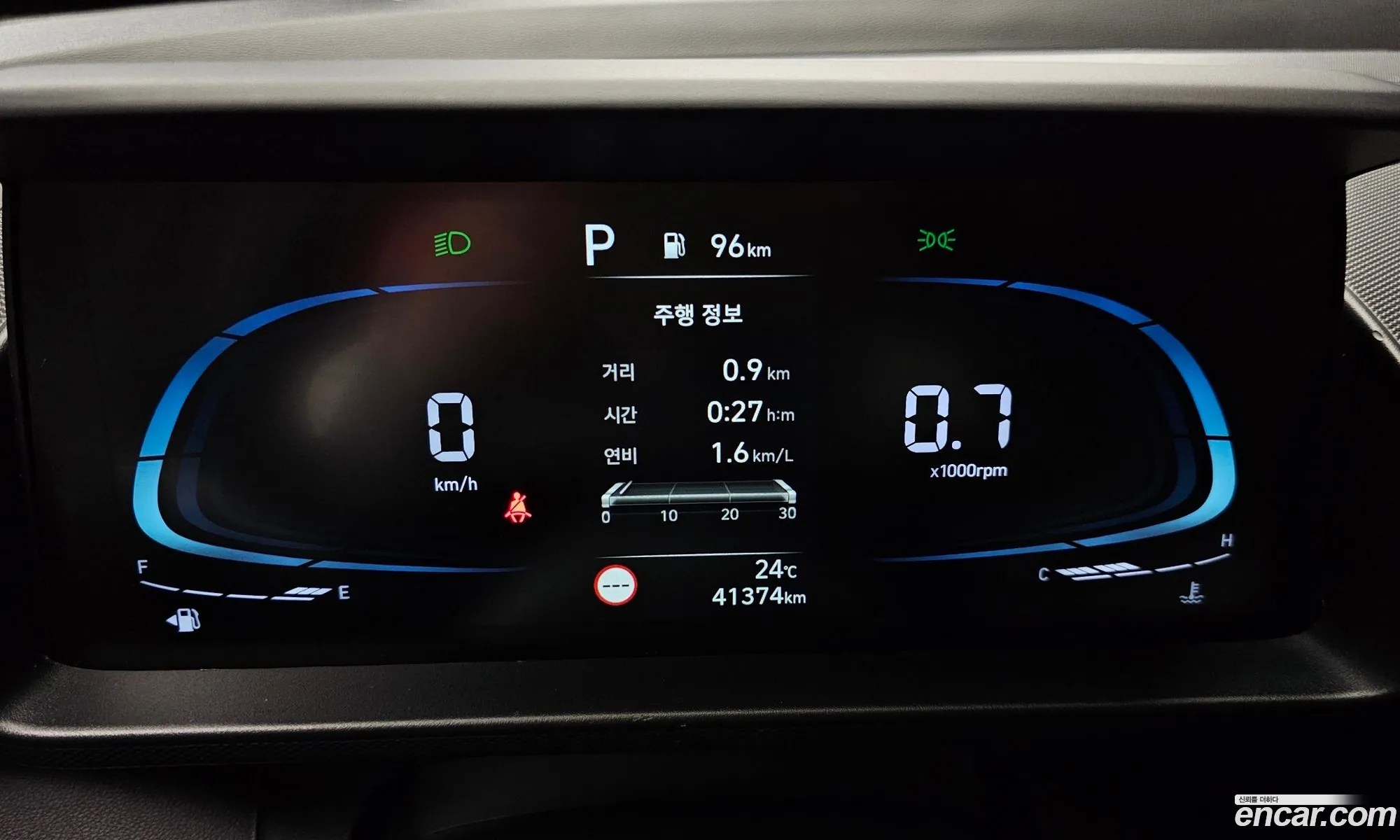 Hyundai Casper 2022 — 14