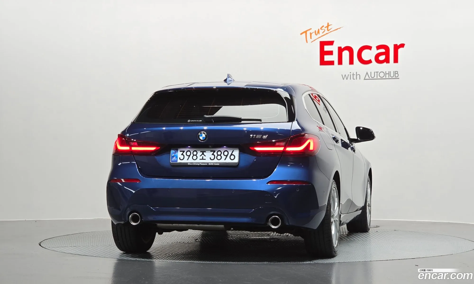 BMW 1 Series 2021 — 2