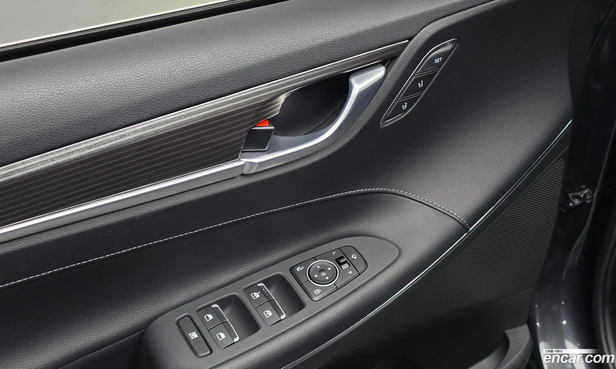 Hyundai Grandeur IG 2018 — 22