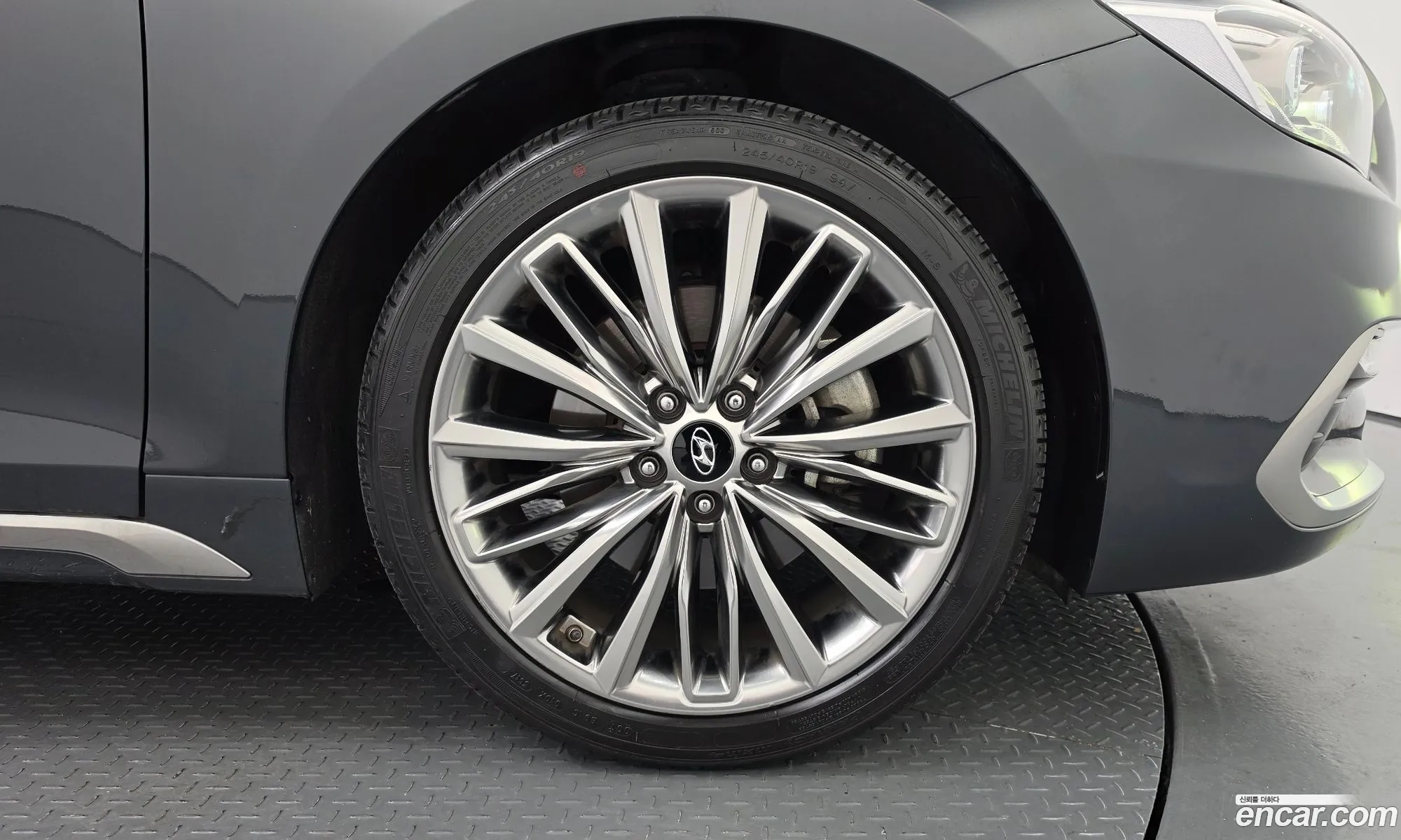 Hyundai Grandeur IG 2018 — 31