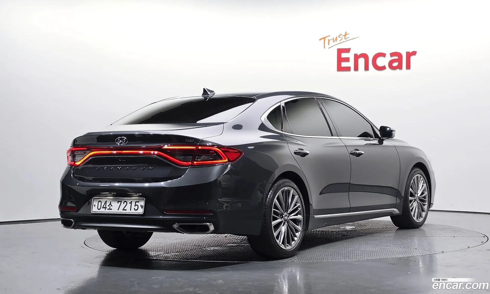 Hyundai Grandeur IG 2018 — 27