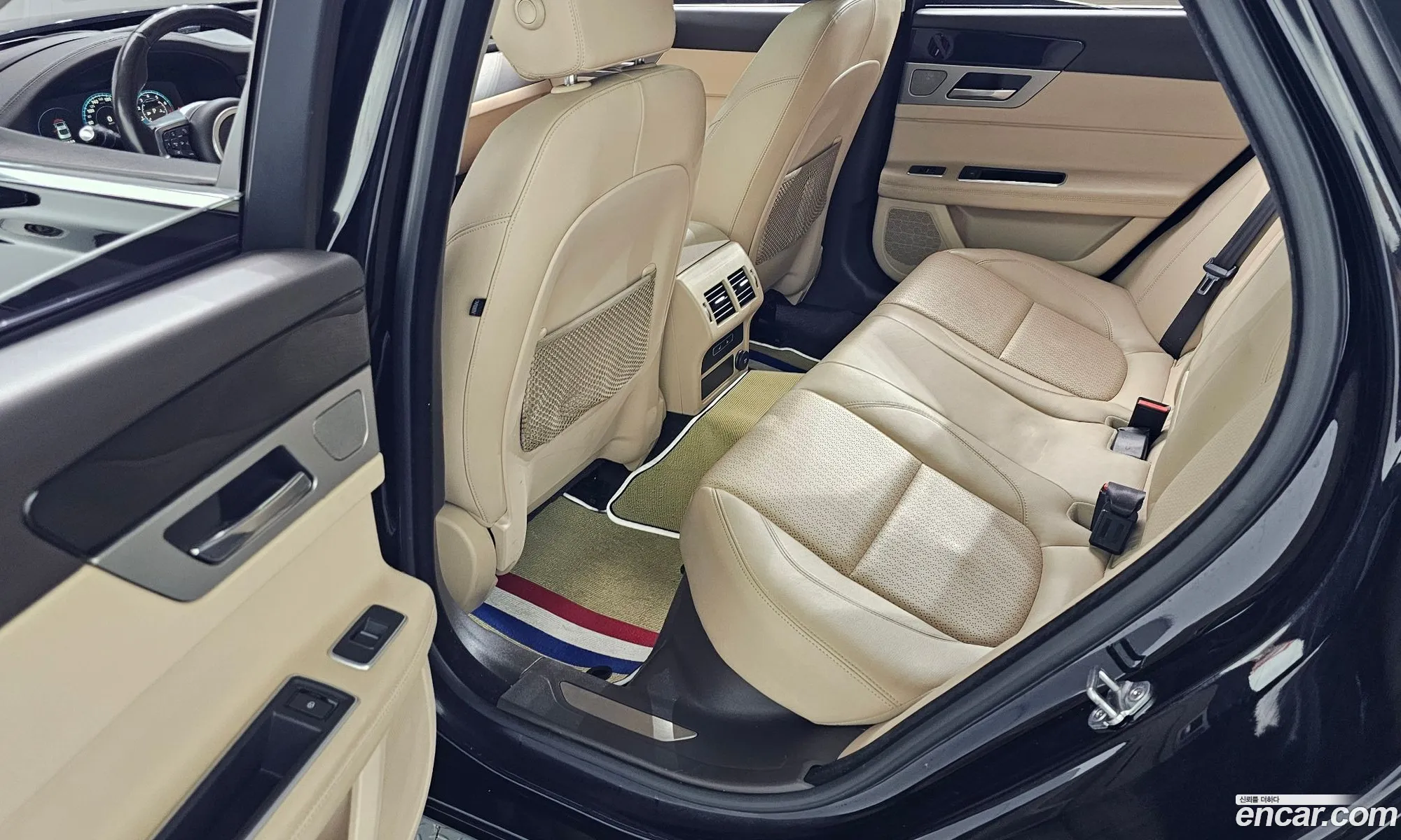 Jaguar XF 2018 — 3