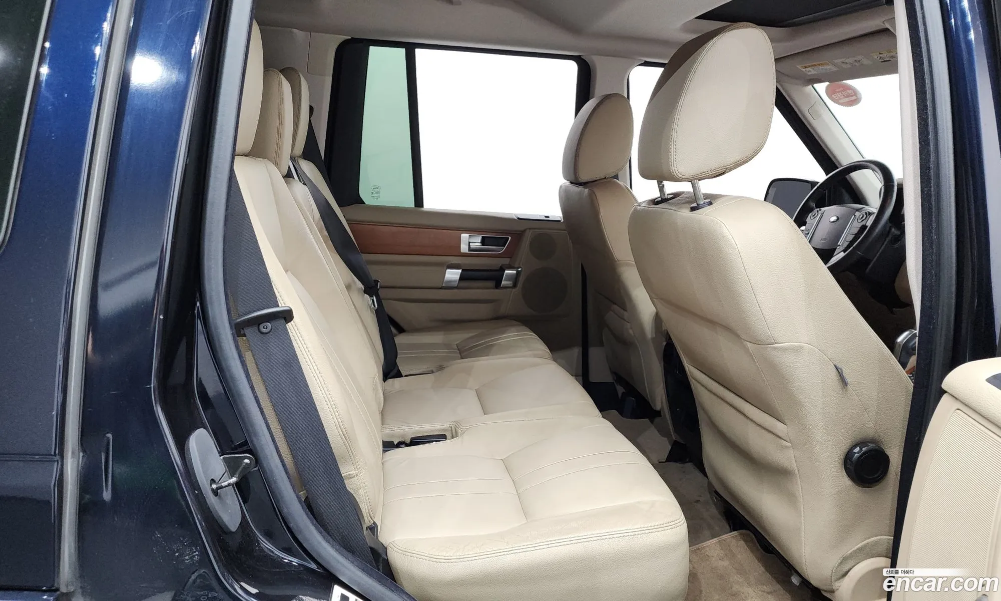 Land Rover Discovery 4