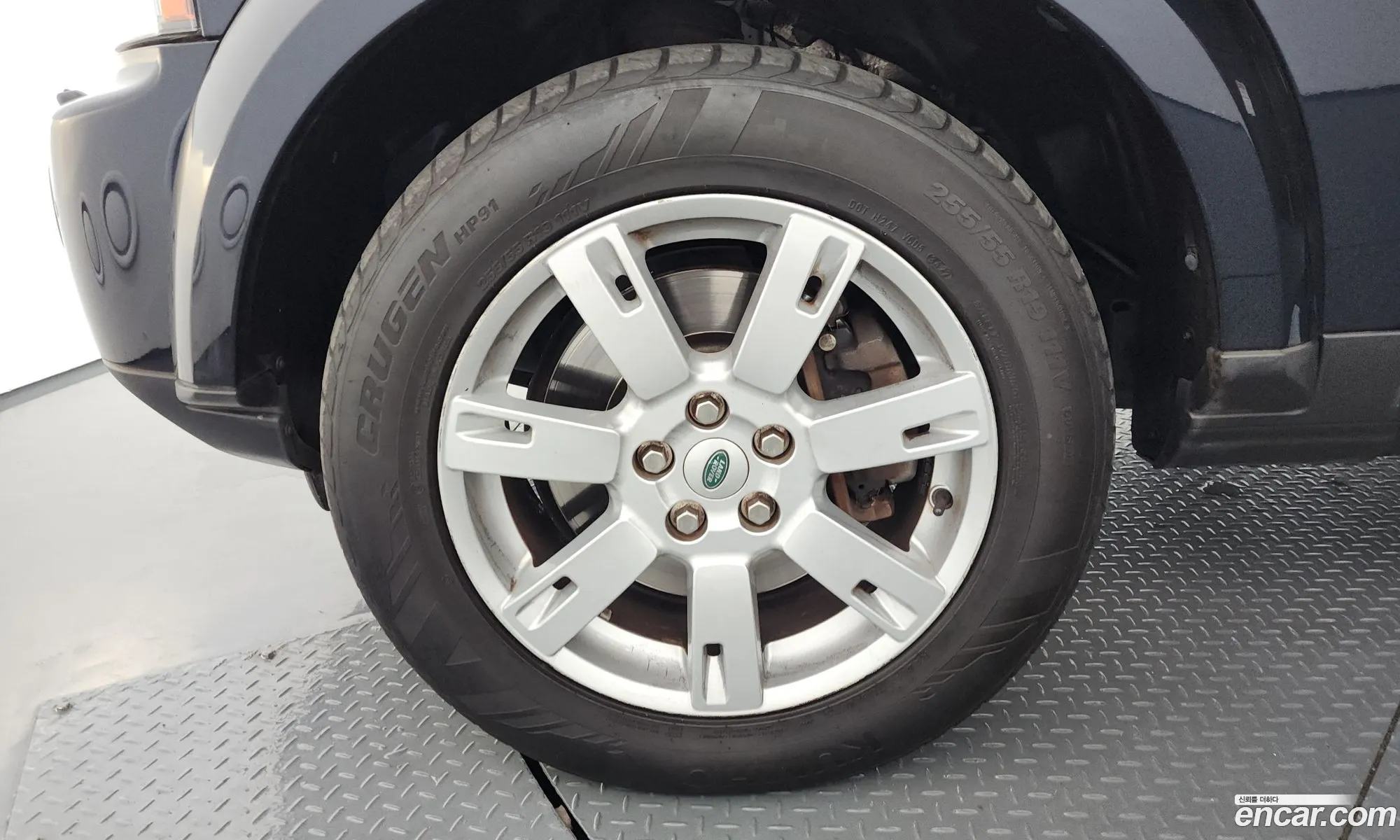 Land Rover Discovery 4 2011 SALLAAAG4BA593557 — 9