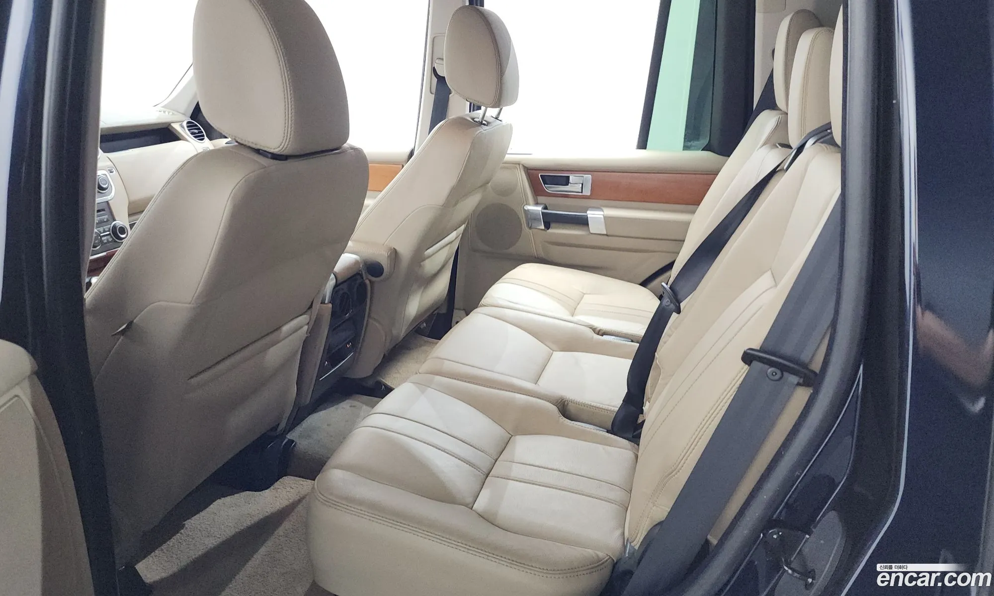 Land Rover Discovery 4