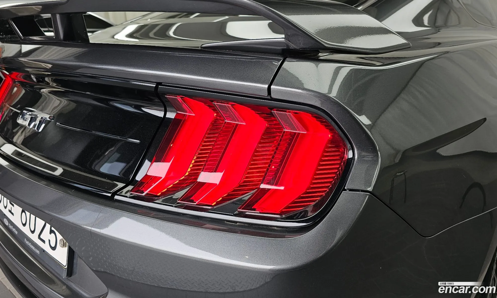 Ford Mustang 2019 1FA6P8CF5K5165607 — 13