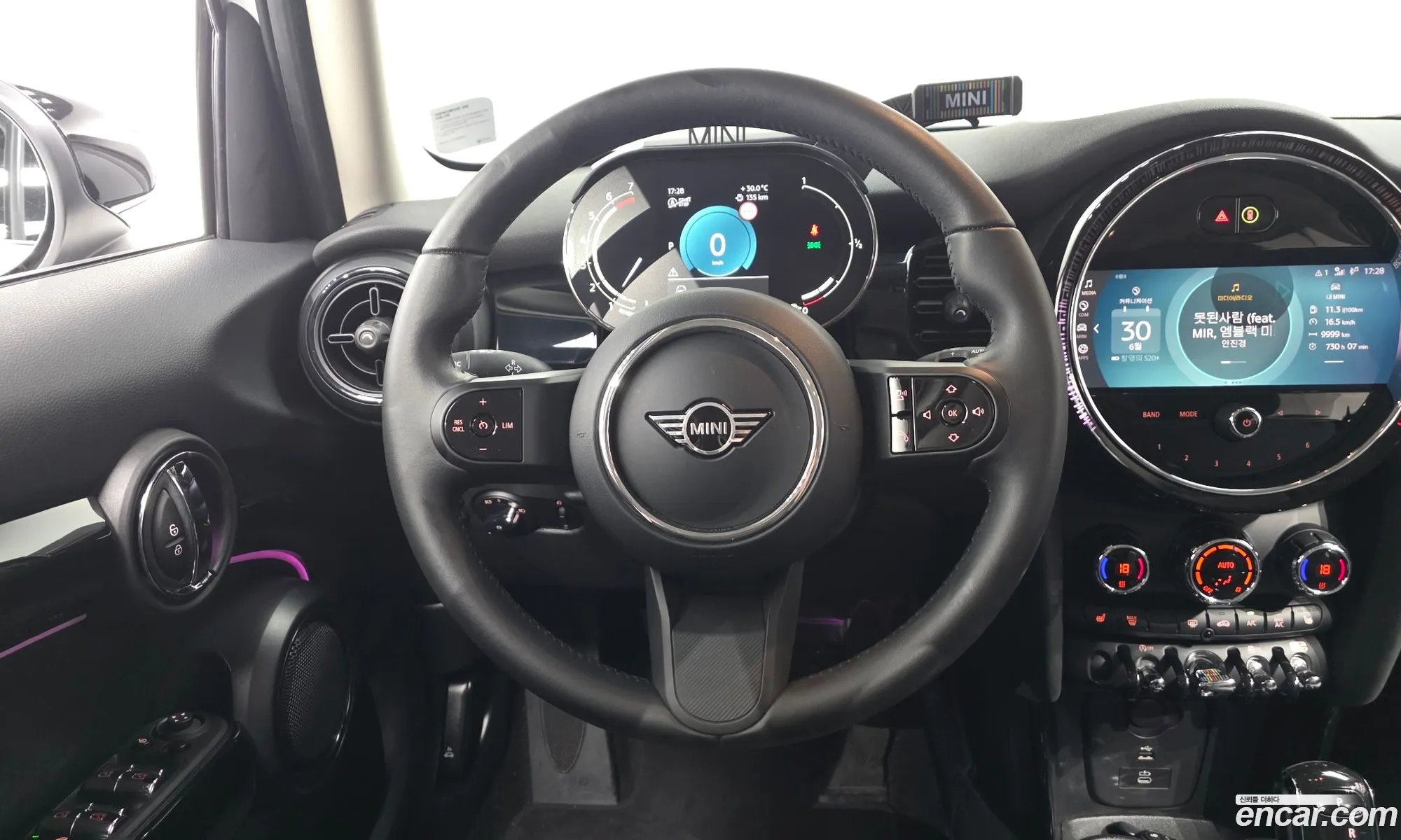 Mini Cooper 2023 — 7