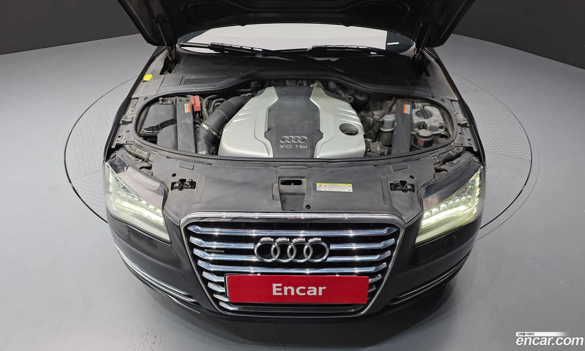 Audi A8 2011 — 8