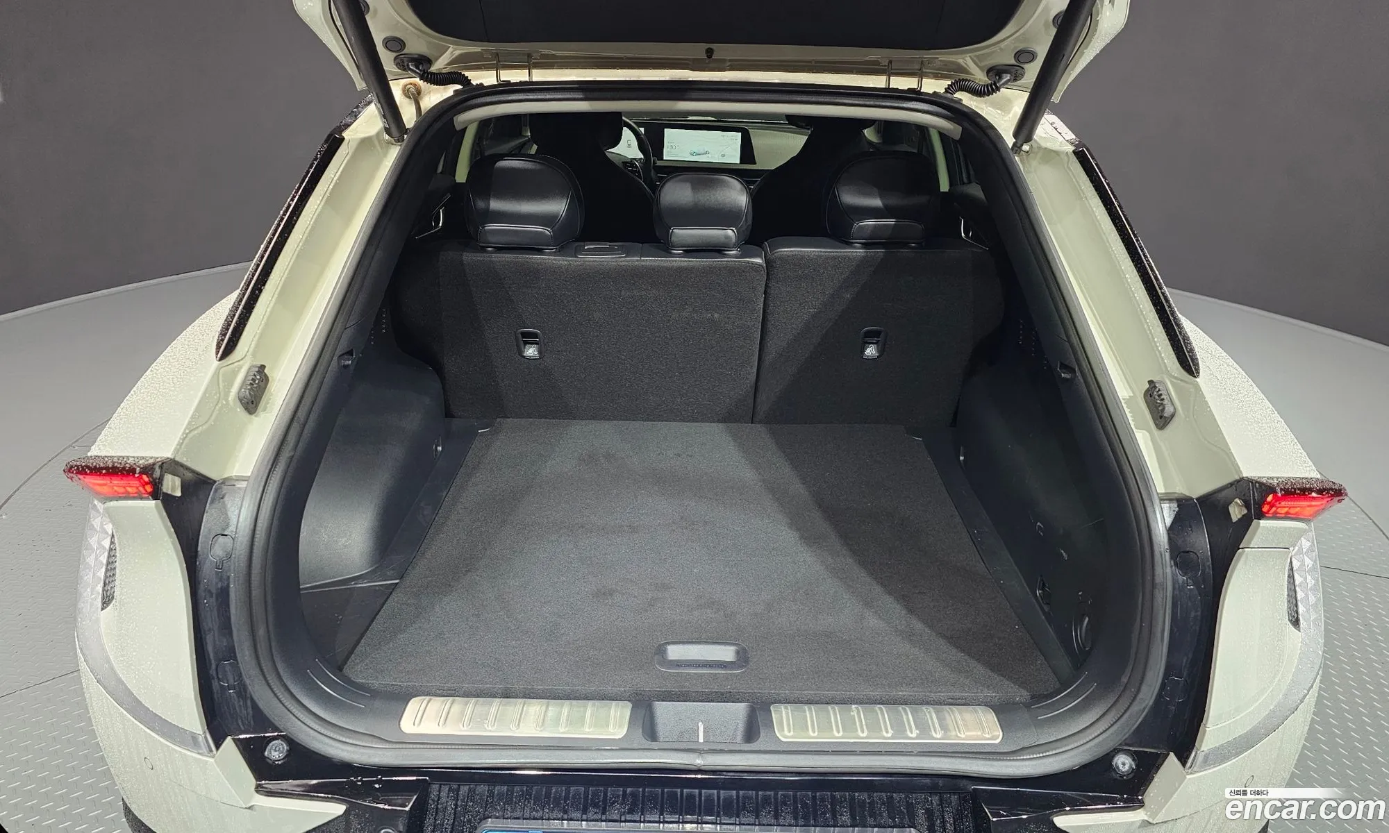 Kia EV6 2022 — 14