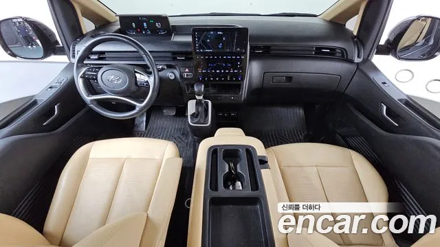 Hyundai Staria 2022 — 4