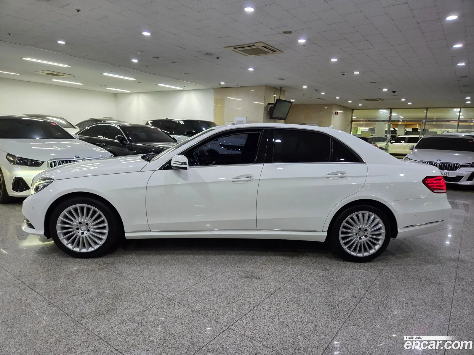 Mercedes-Benz E-Class W212 2016 — 9