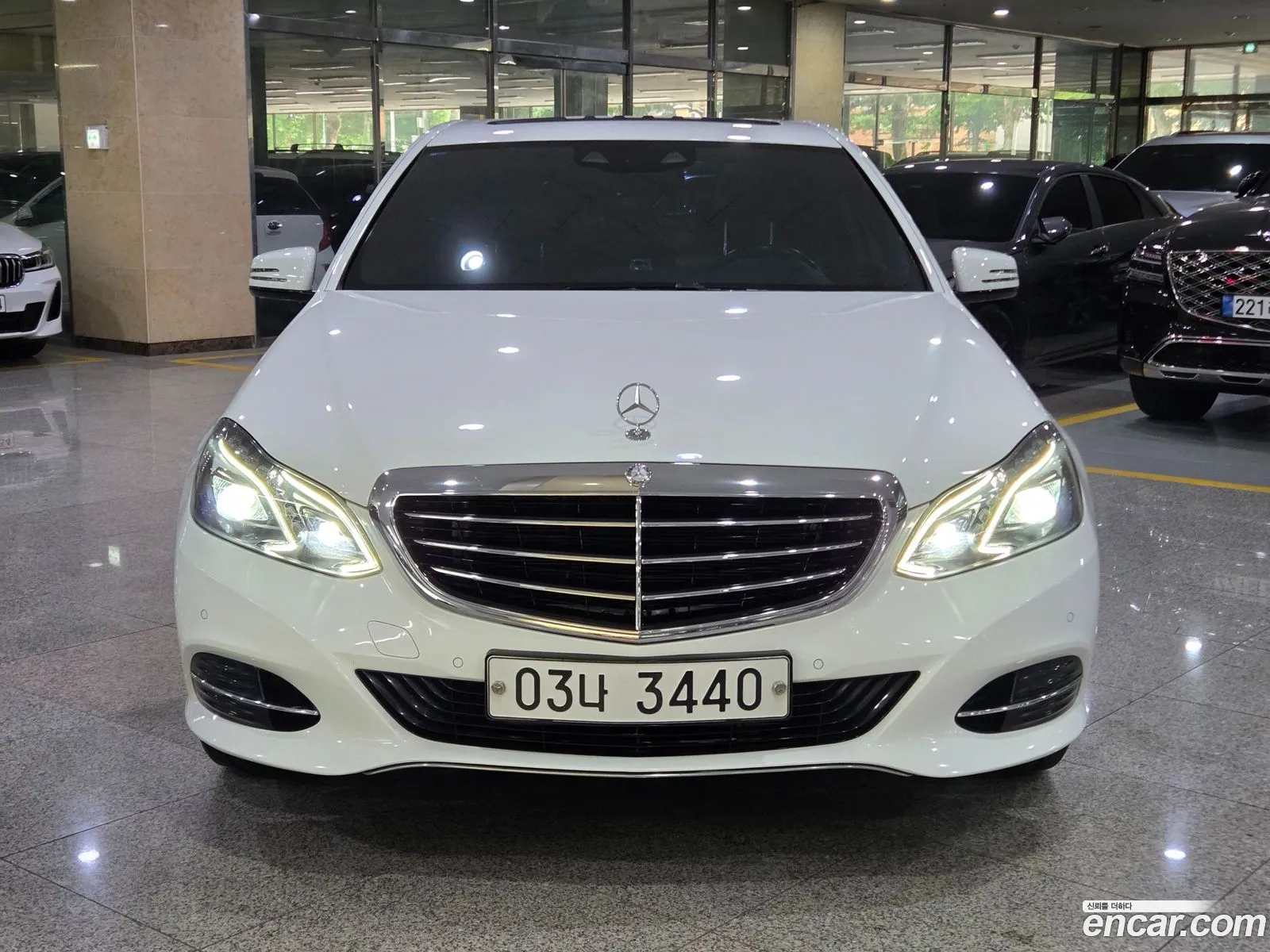 Mercedes-Benz E-Class W212 2016 — 13