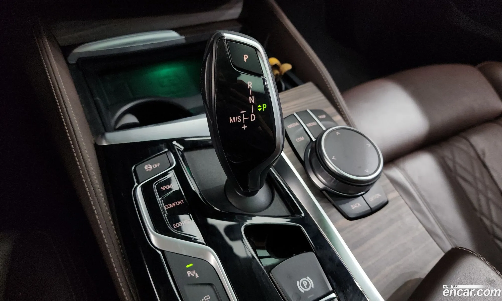 BMW 6 Series GT 2020 WBAJX2103LCD97183 — 26