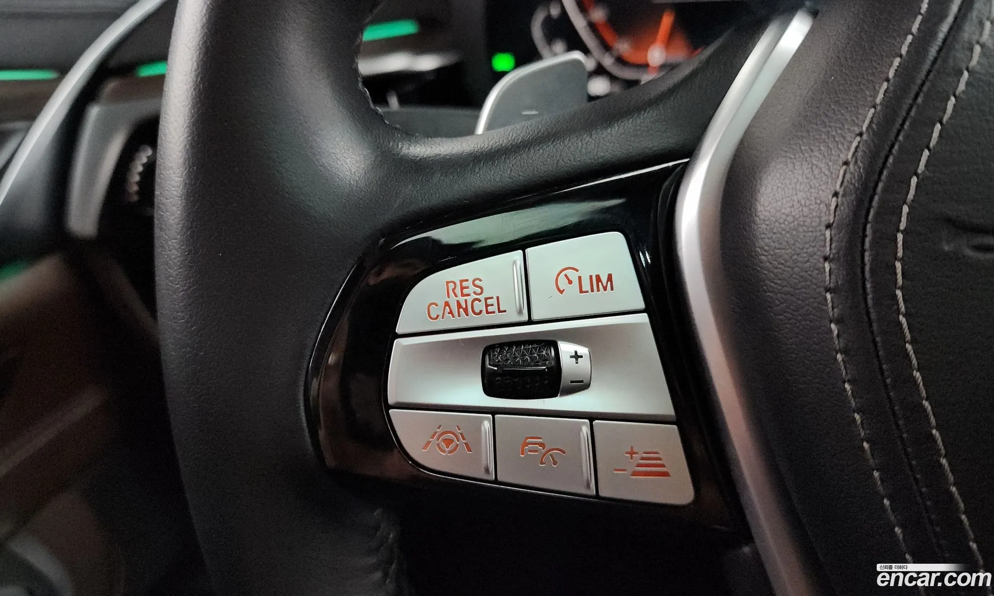BMW 6 Series GT 2020 WBAJX2103LCD97183 — 5