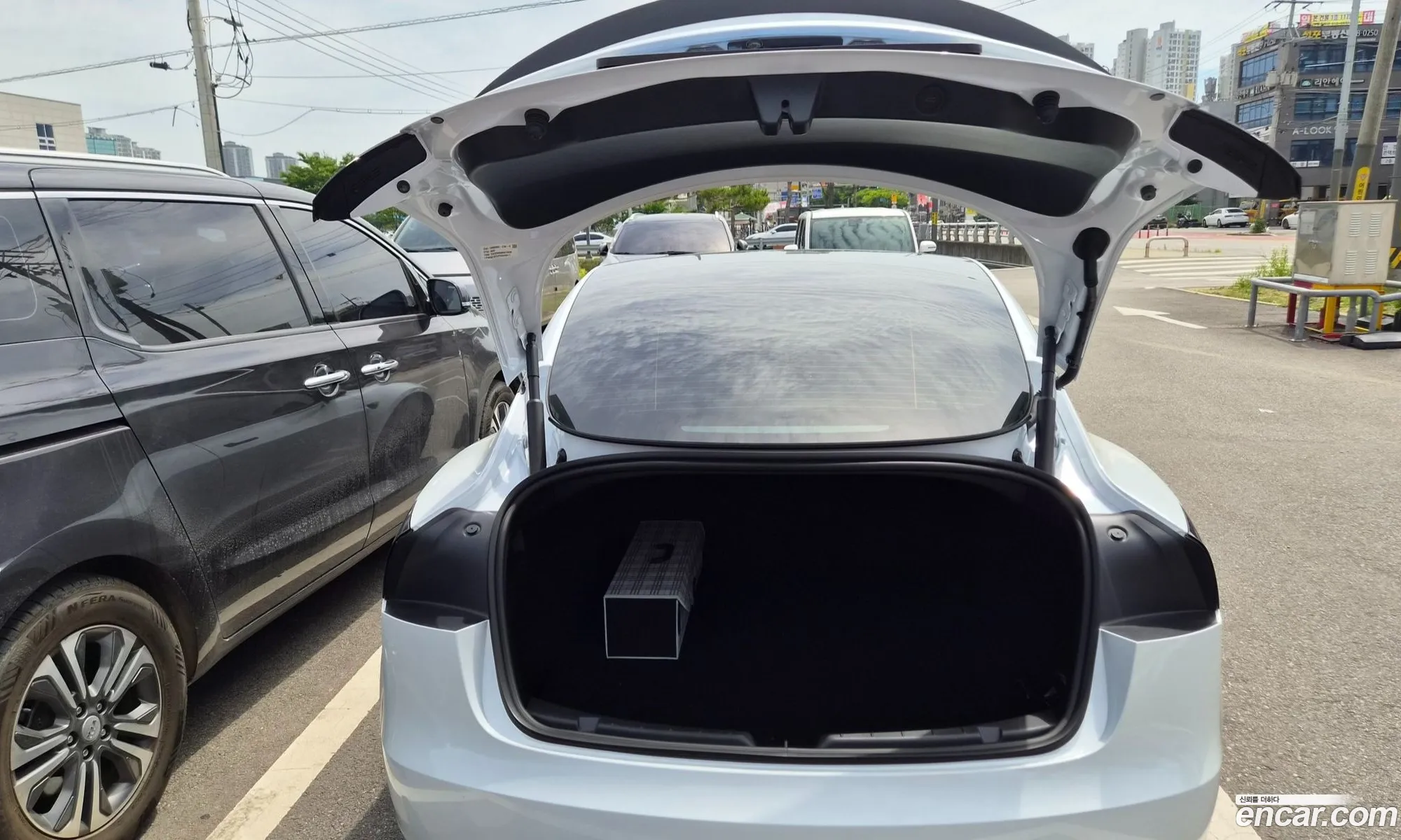Tesla Model 3 2026 — 15