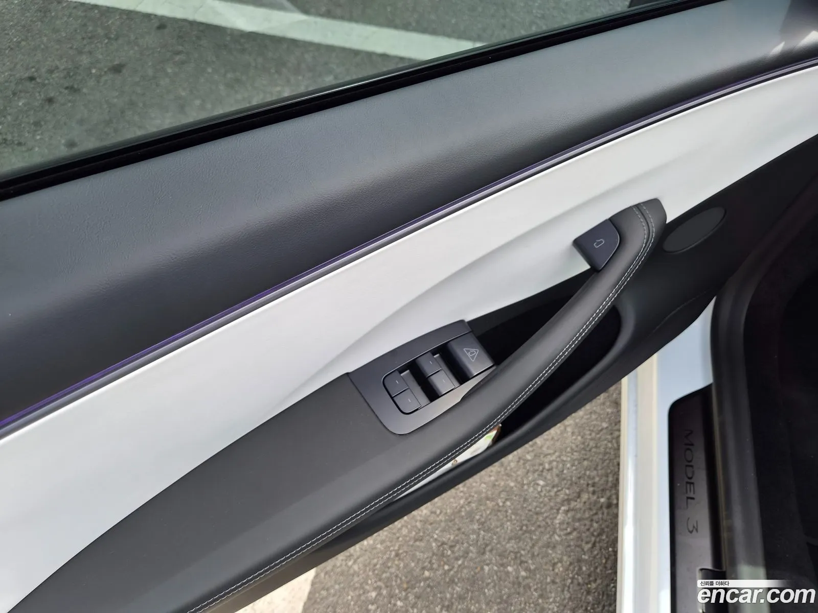 Tesla Model 3 2026 — 10