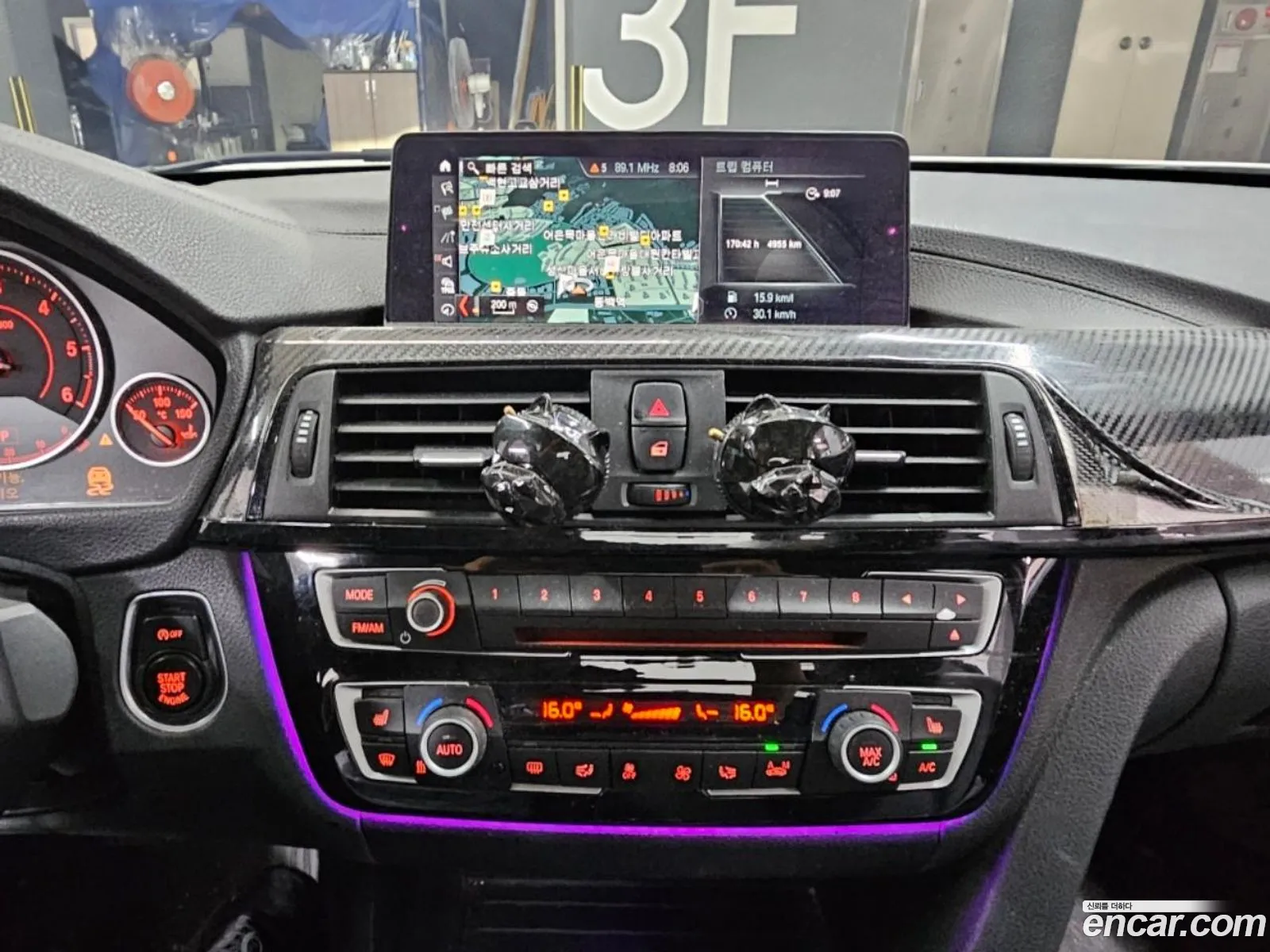 BMW 3 Series 2018 — 10