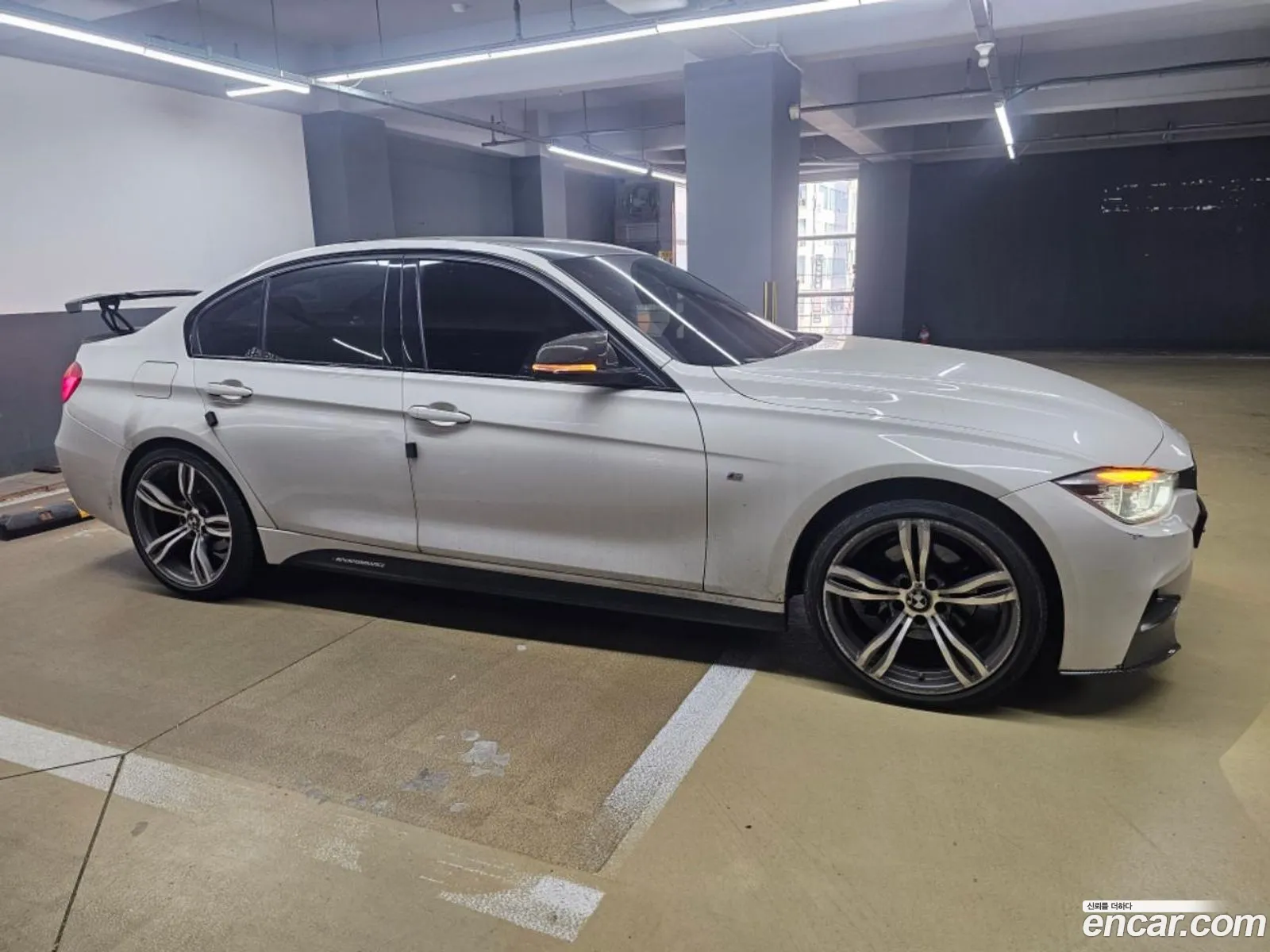 BMW 3 Series 2018 — 13