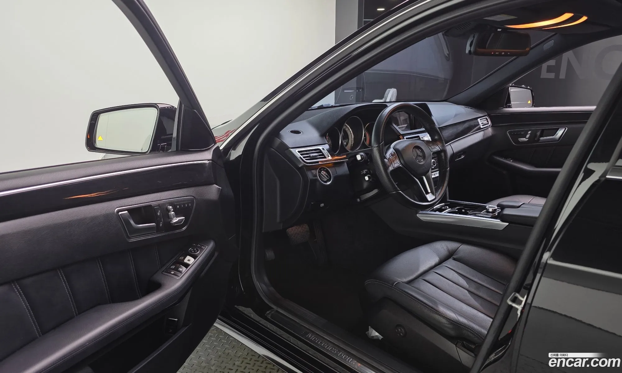 Mercedes-Benz E-Class W212 2016 — 11
