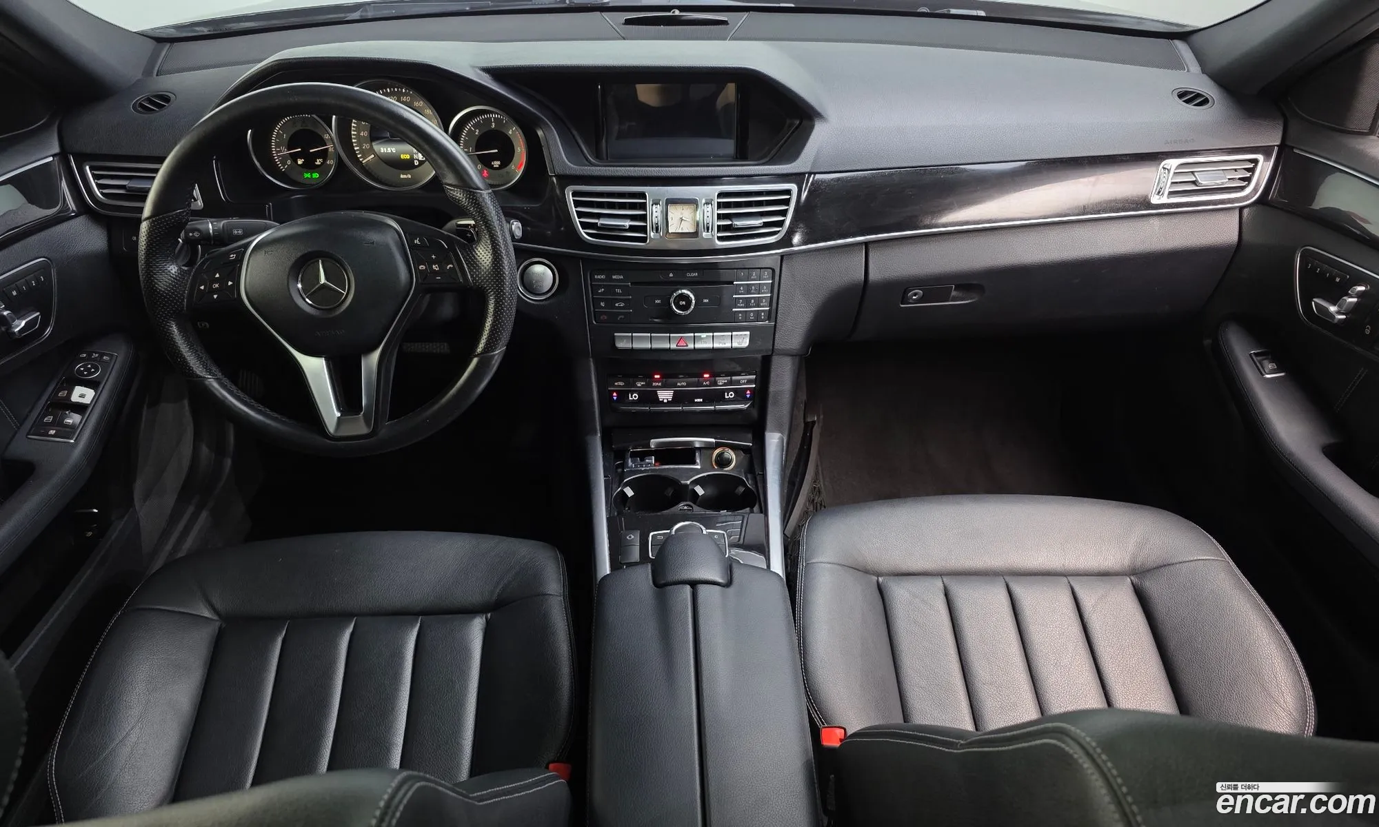 Mercedes-Benz E-Class W212 2016 — 12