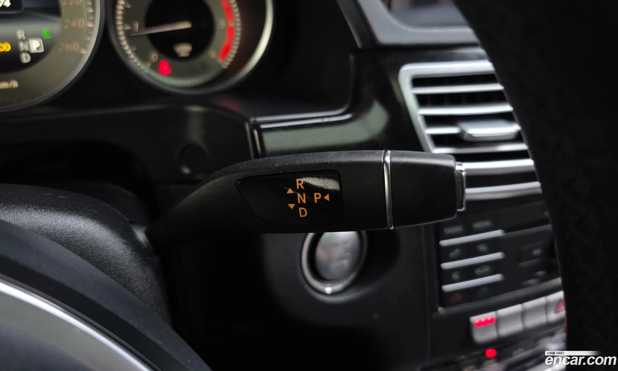 Mercedes-Benz E-Class W212 2016 — 10