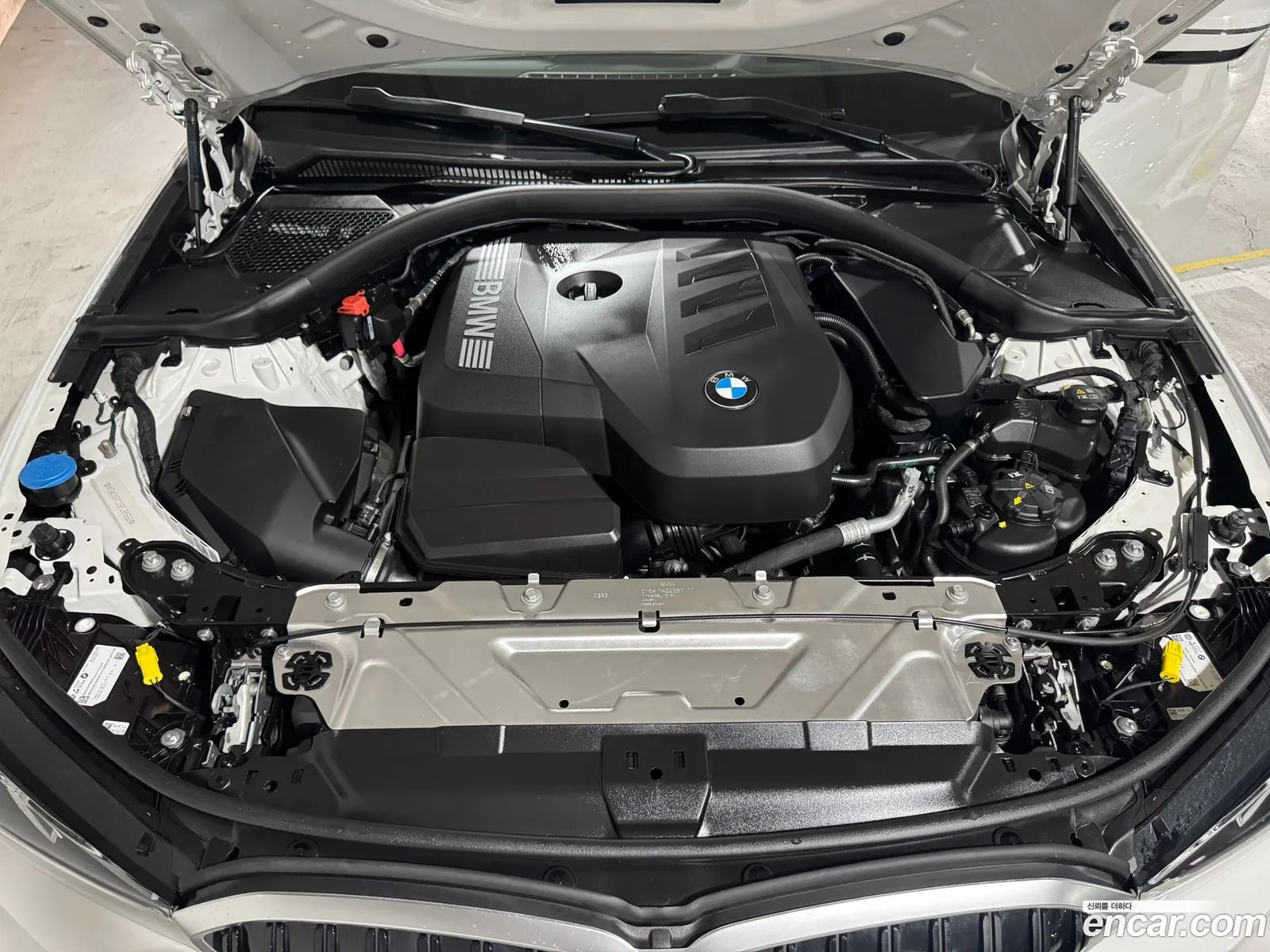BMW 3 Series 2025 — 19