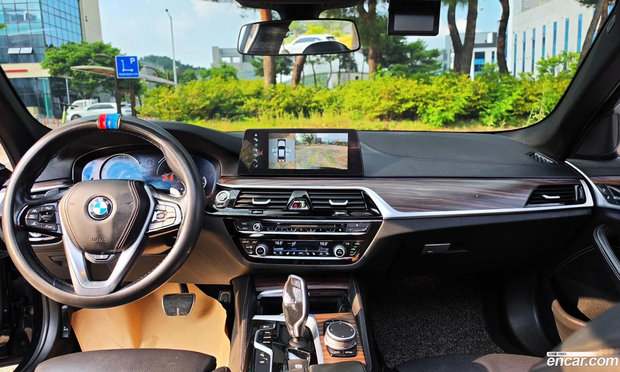 BMW 5 Series 2017 — 12