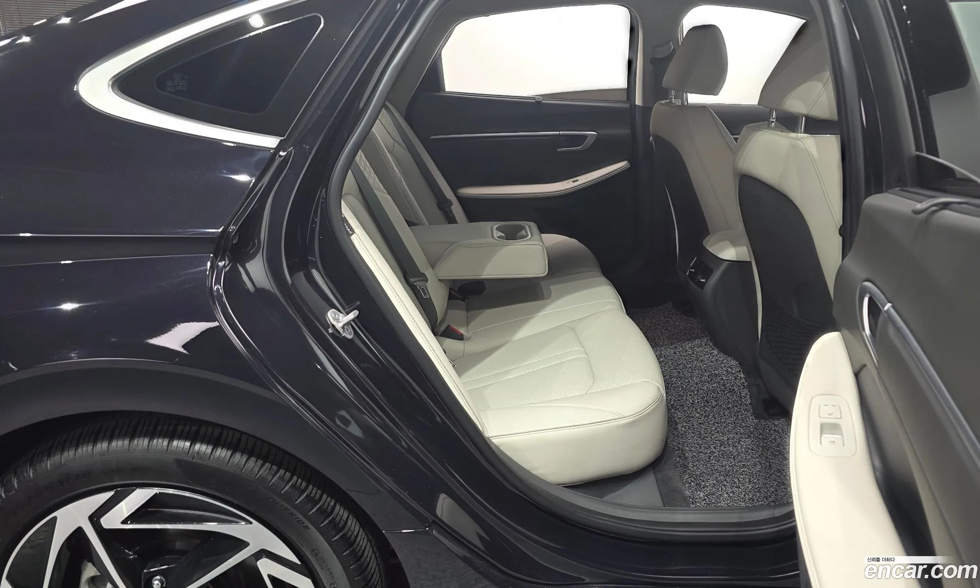 Hyundai Sonata the Edge 2023 — 20