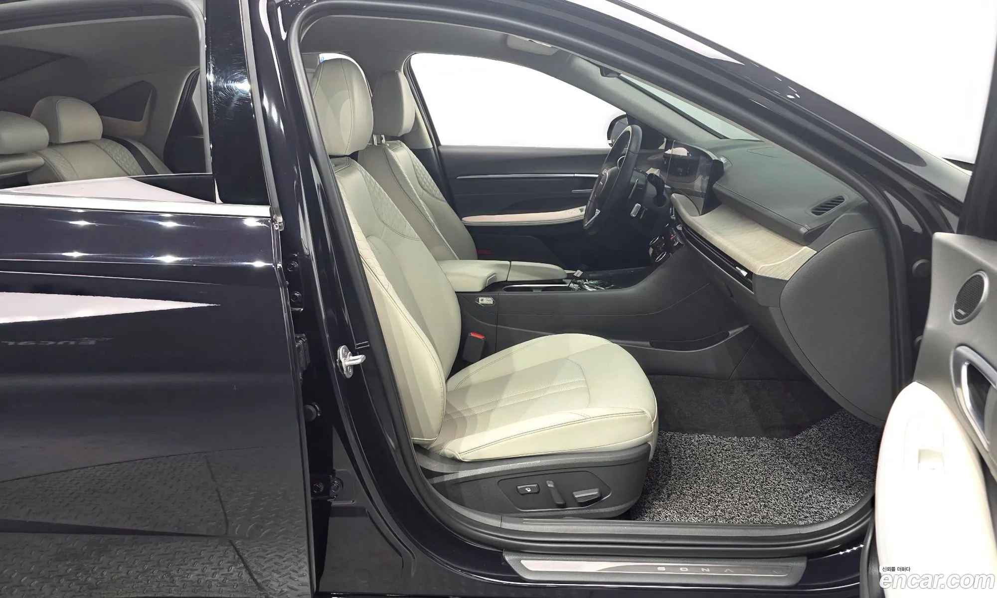 Hyundai Sonata the Edge 2023 — 14