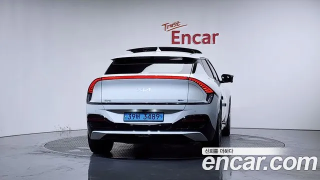 Kia EV6 2023 — 3