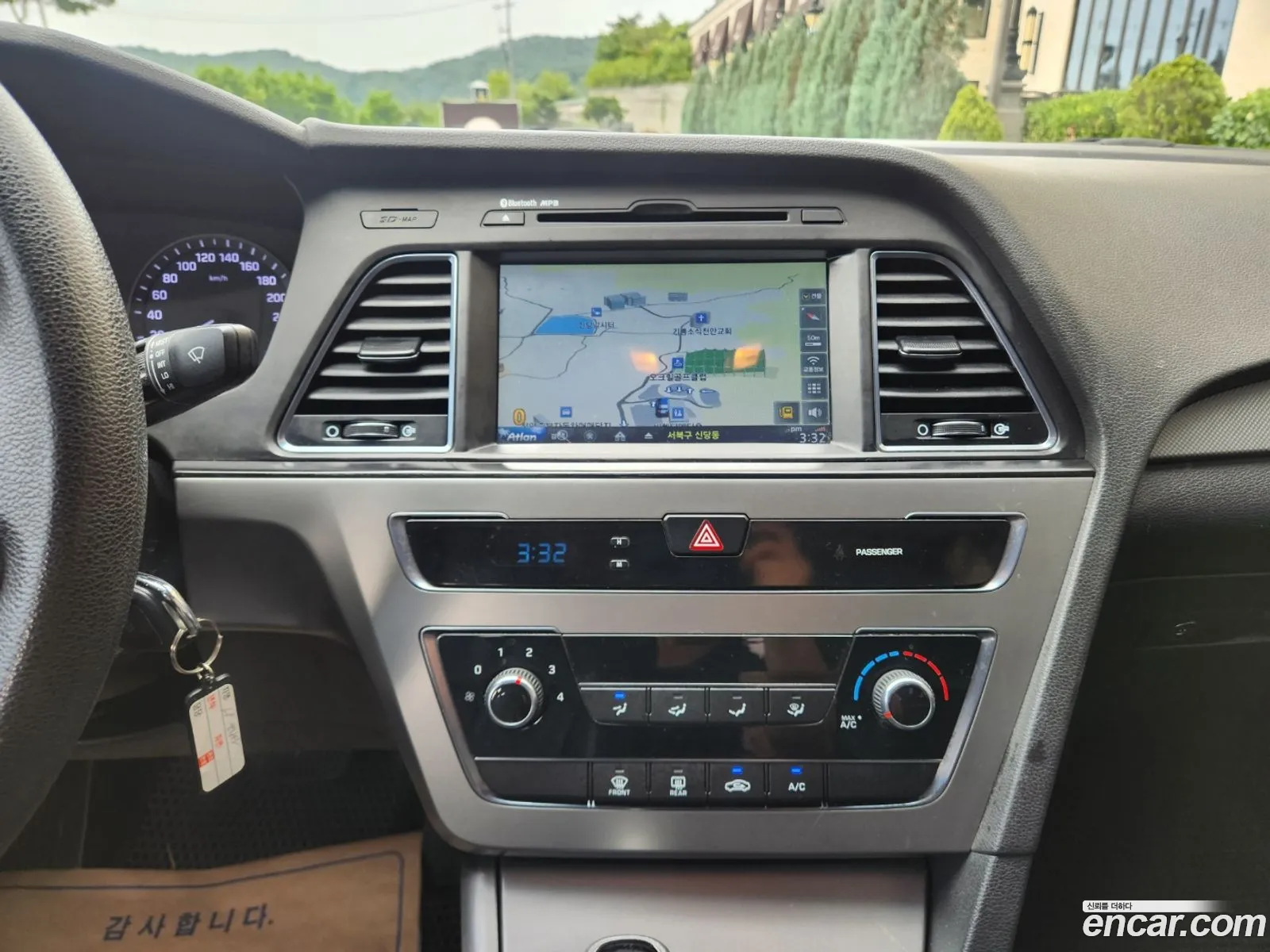 Hyundai LF Sonata 2014 — 15