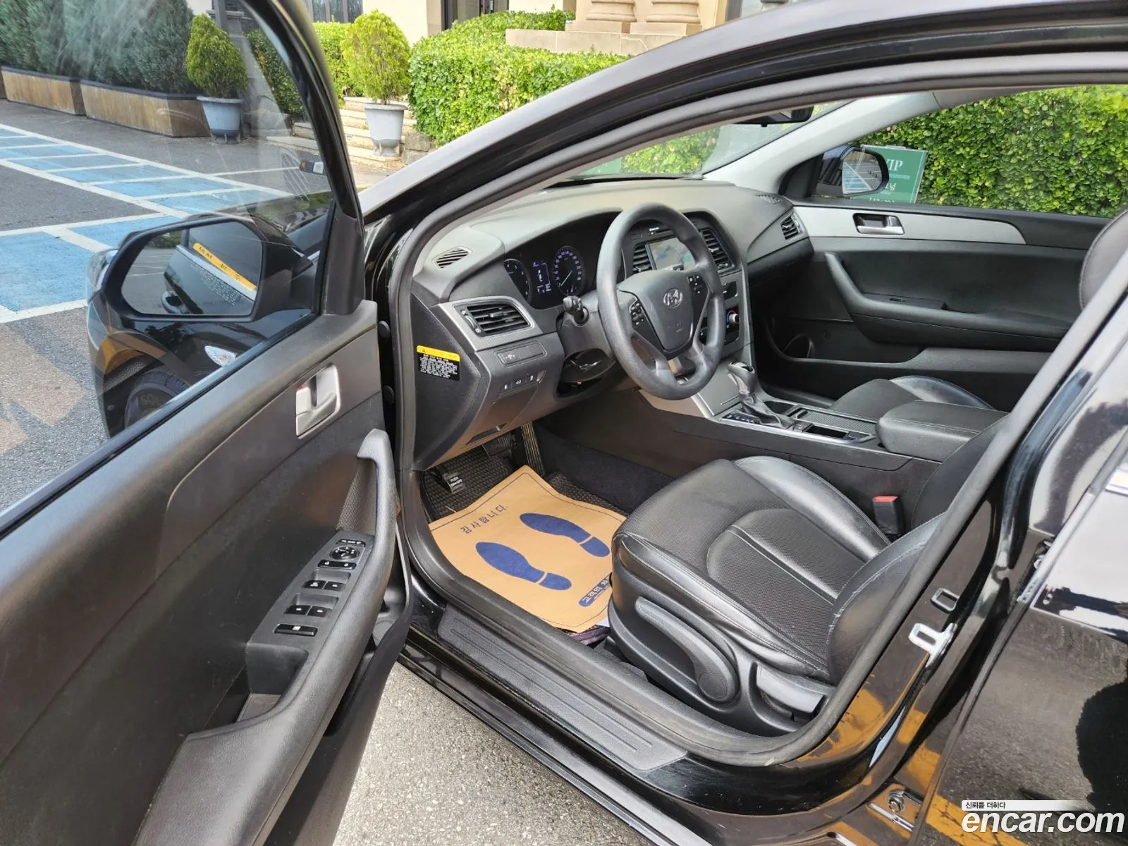 Hyundai LF Sonata 2014 — 2