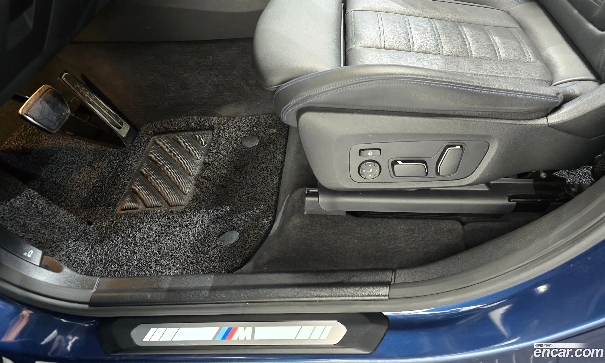 BMW iX3 2024 WBY41DU05RSD30395 — 27