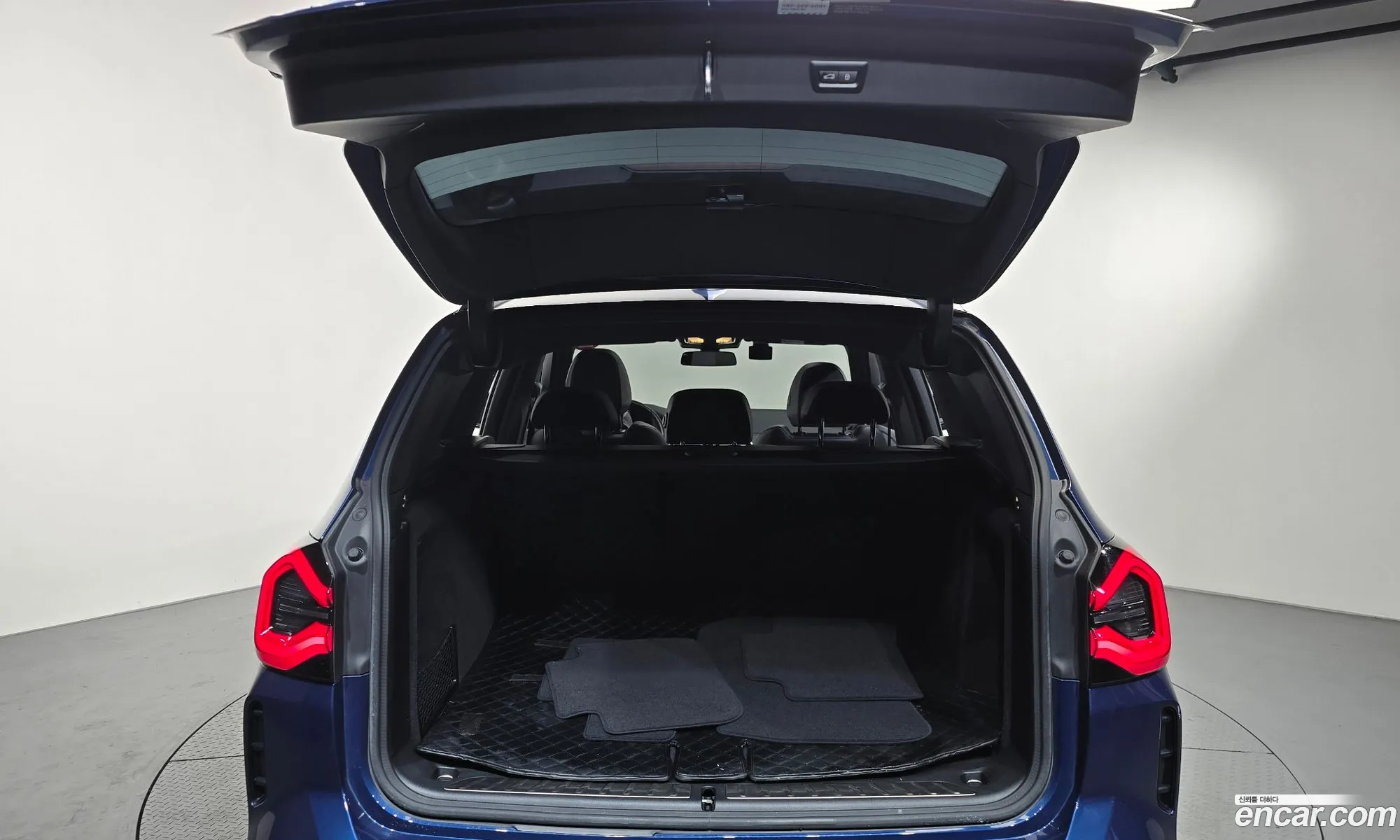 BMW iX3 2024 WBY41DU05RSD30395 — 22
