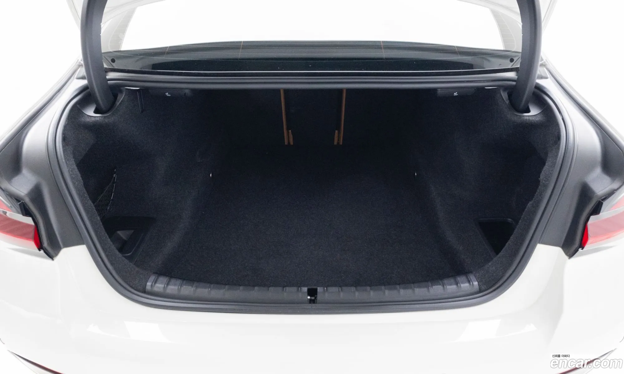 BMW 5 Series 2022 — 12