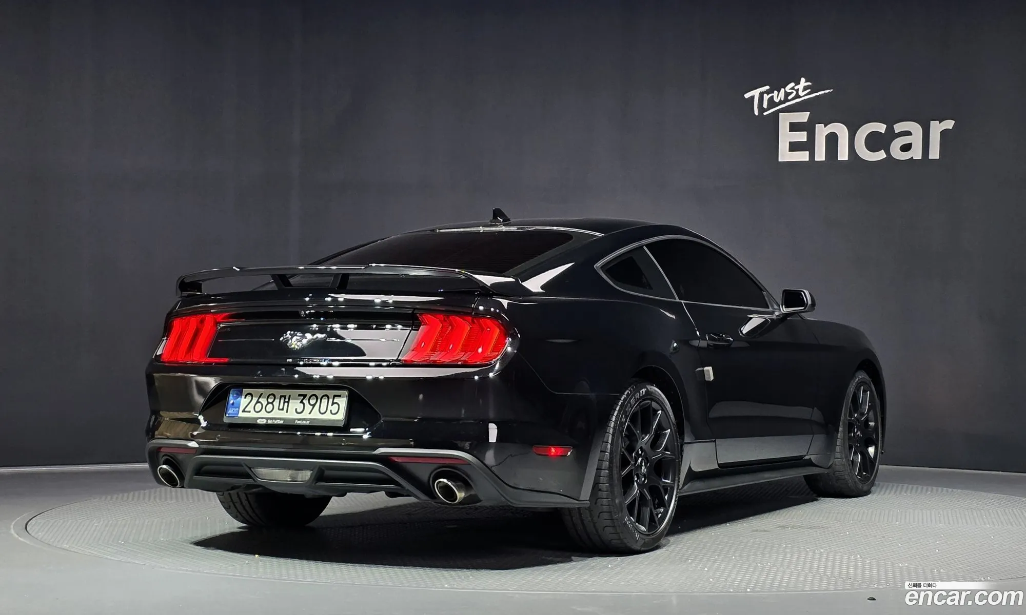 Ford Mustang 2021 — 8