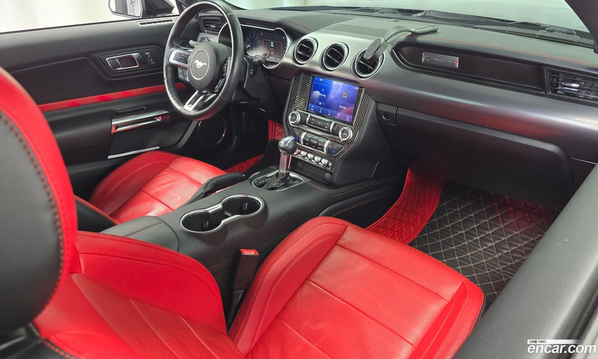 Ford Mustang 2021 — 20