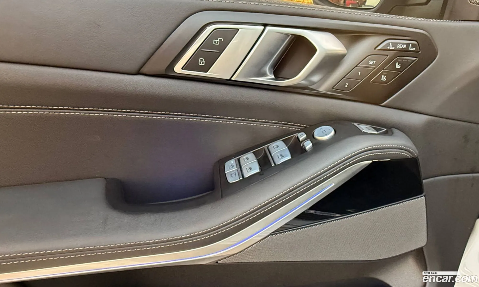 BMW X7 2023 — 16