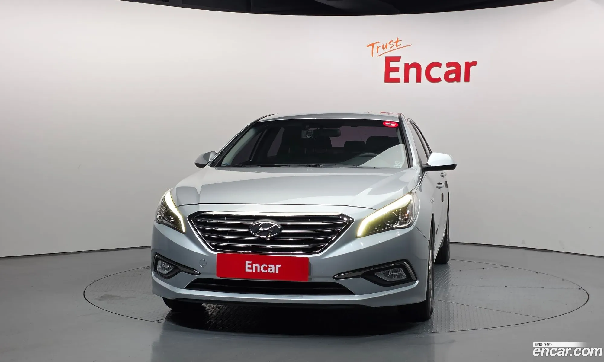Hyundai LF Sonata 2017 — 18