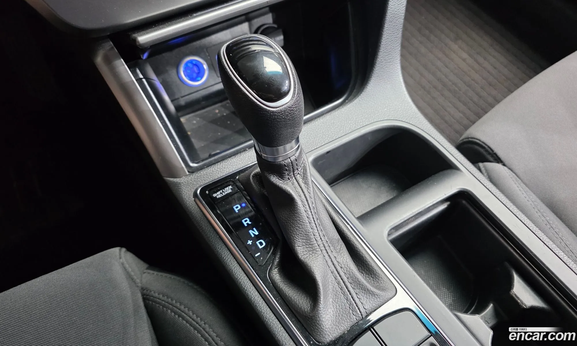 Hyundai LF Sonata 2017 — 13