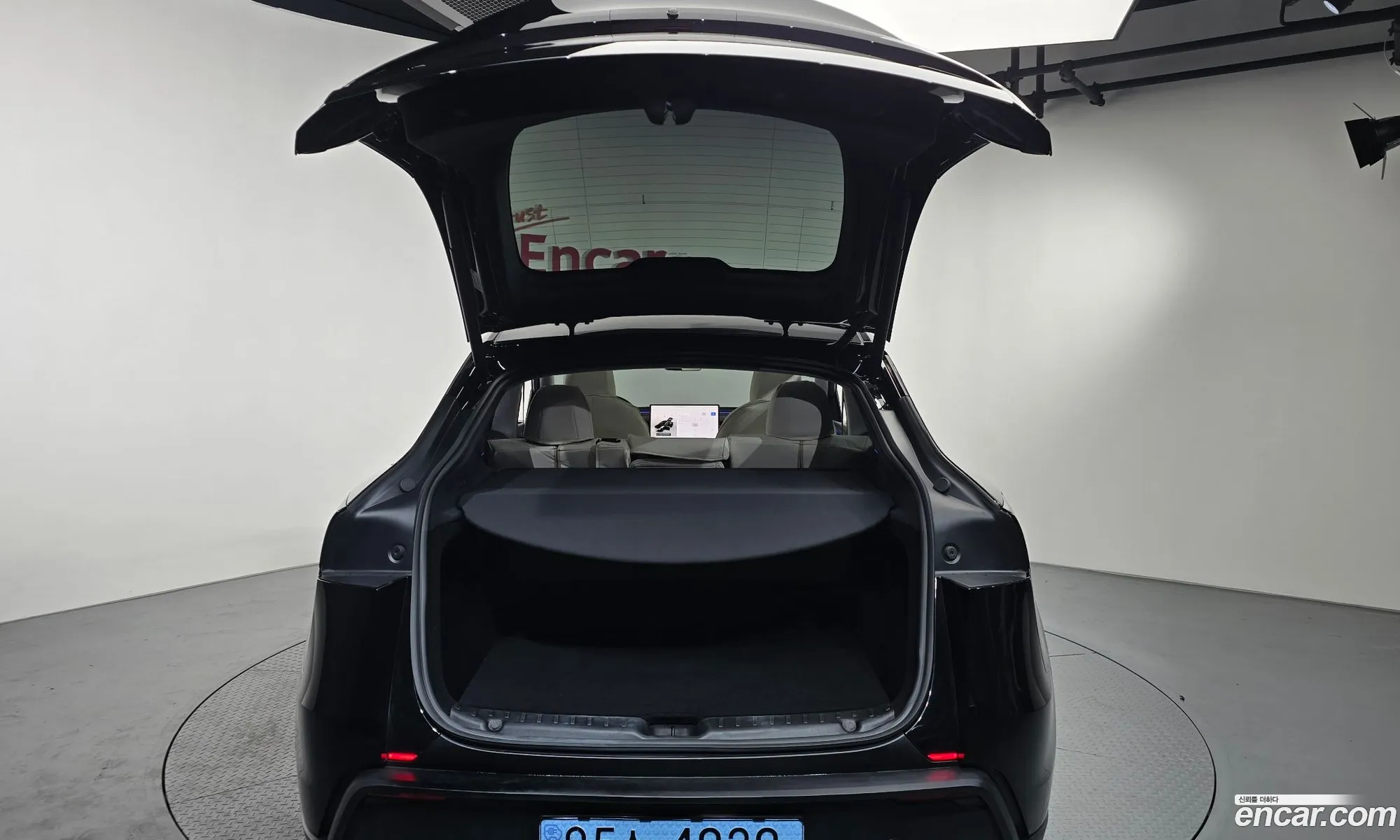 Tesla Model Y 2025 LRWYGCFJ0SC237375 — 22