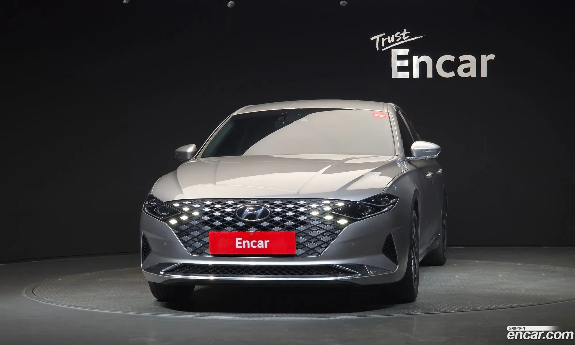 Hyundai Grandeur IG Hybrid 2020 — 12