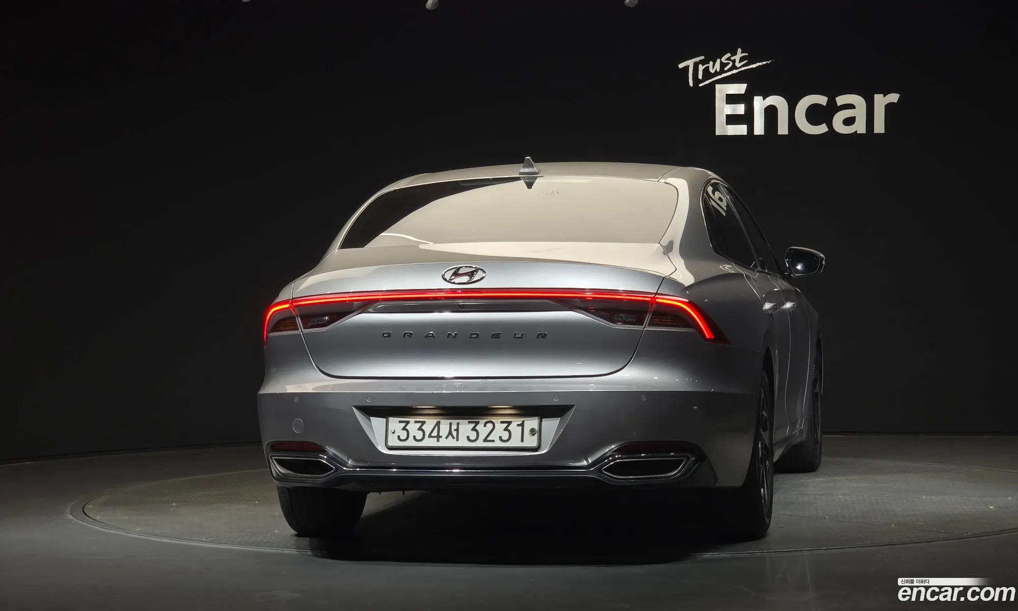 Hyundai Grandeur IG Hybrid 2020 — 15