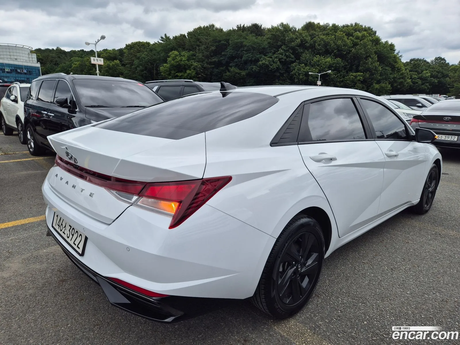 Hyundai Elantra 2022 — 8