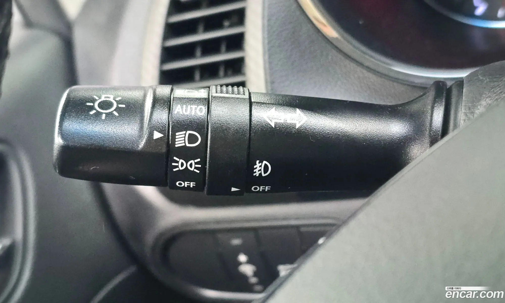Kia K3 2013 — 19